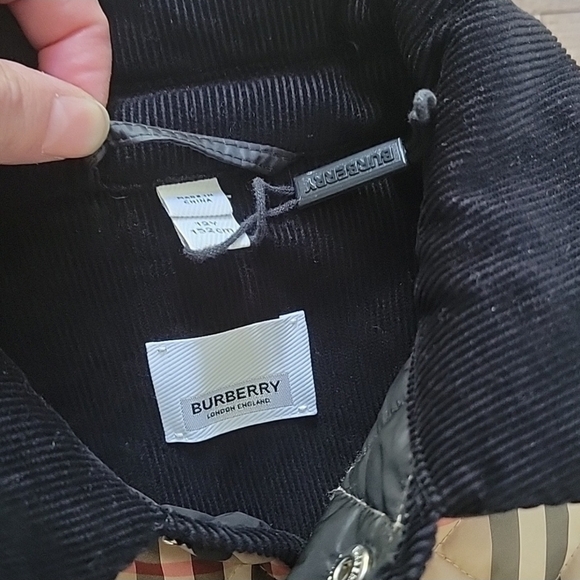 Kids Burberry Beige Plaid Jacket with Black Trim - Picture 3 of 6